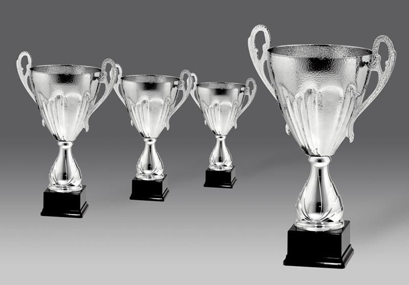 Puchar G24117 4, &oslash;18, h.42 puchary statuetki medale