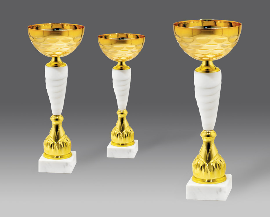 Puchar G26622 3, &oslash;14, h.37 puchary statuetki medale