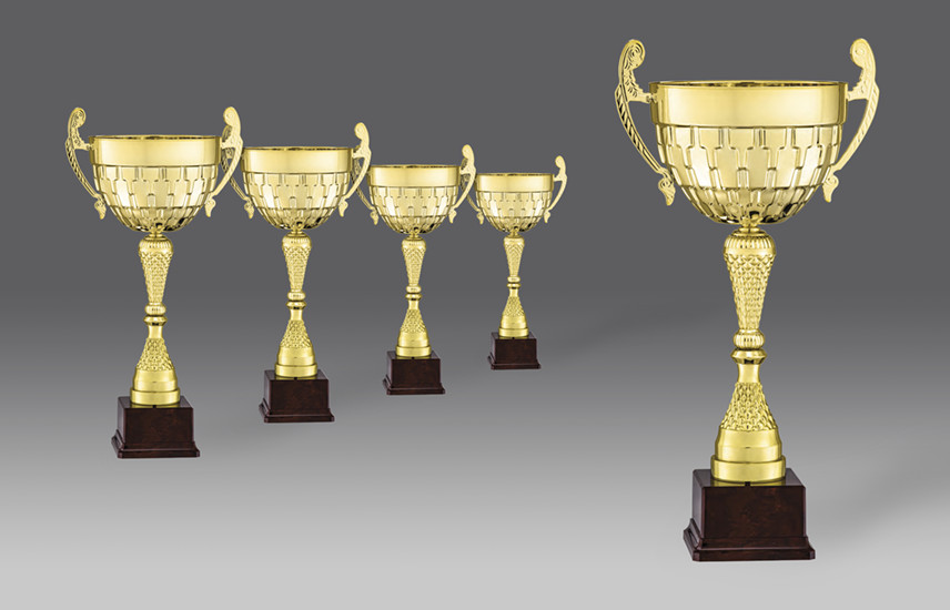 Puchar 3311 5, &oslash;18, h.47 puchary statuetki medale