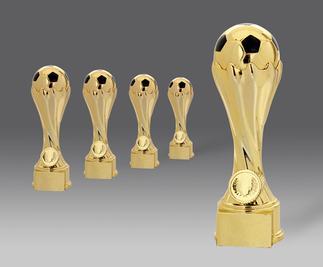 statuetka X805 z�ota, h.31 puchary statuetki medale